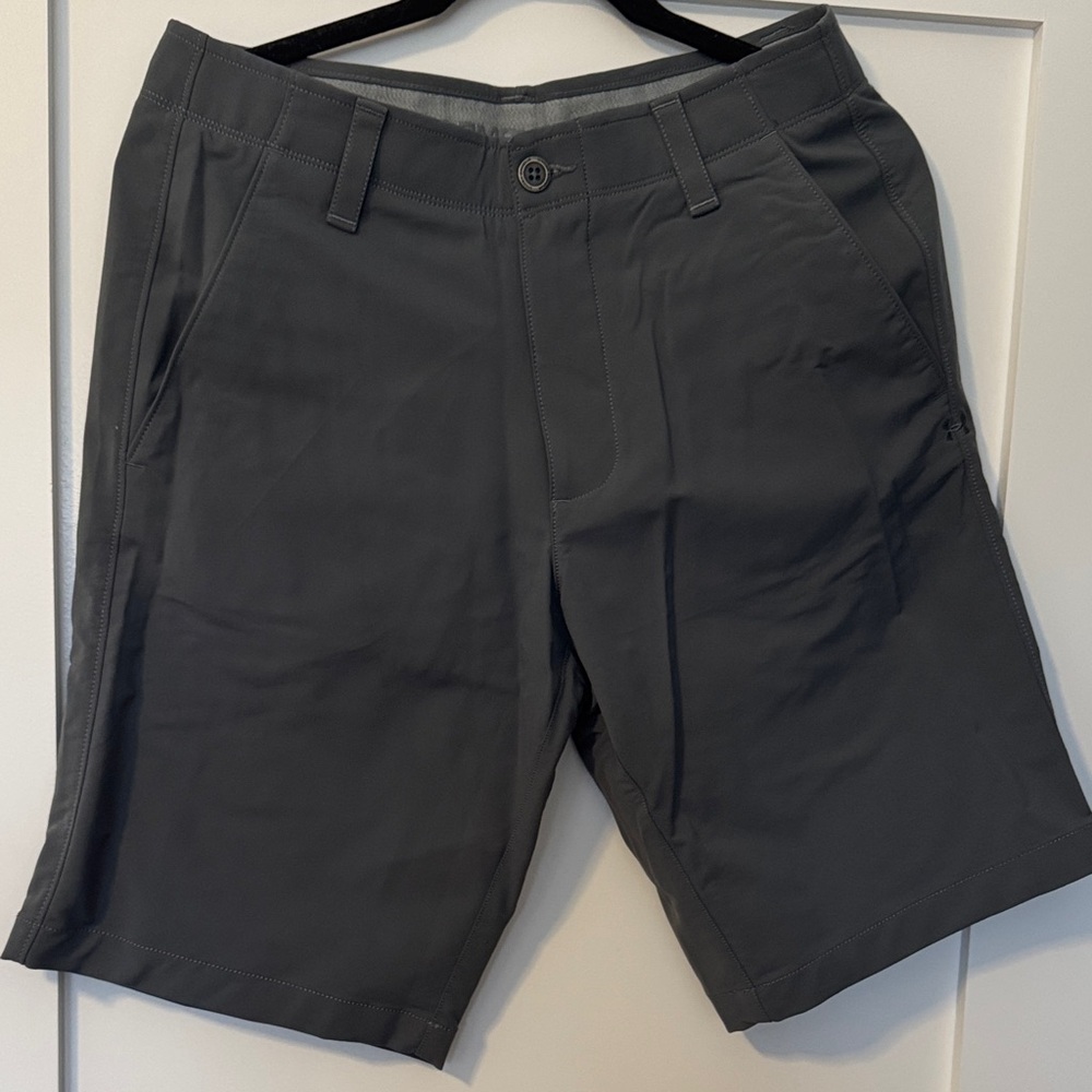 Under Armour Men's Dark Gray Flat Front Shorts